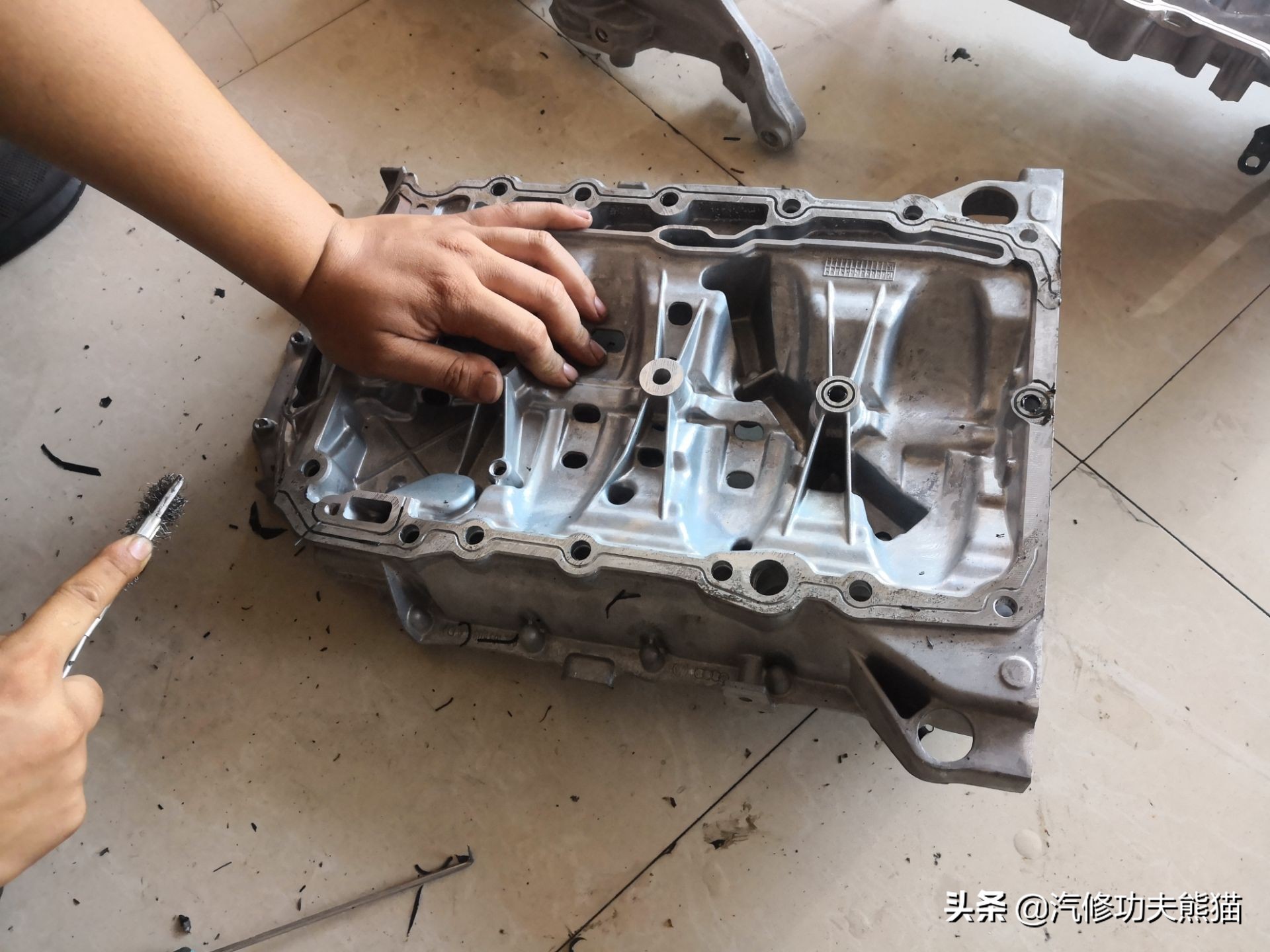 如何检测奥迪三代ea888是否烧机油,大众三代ea888发动机机油灯报警