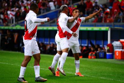 智利三大奇迹,智利三连冠