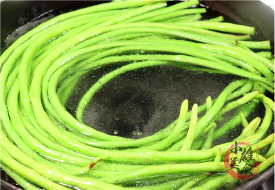 怎样往冰箱储存豆角既好吃又保鲜,豆角摘下来怎么保存一星期不黄