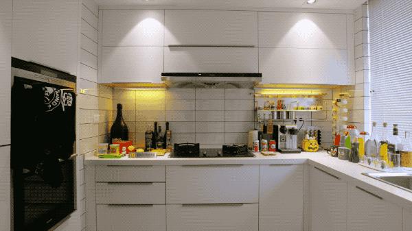 小伙花888元买了一套豪宅,小伙花500万打造豪宅