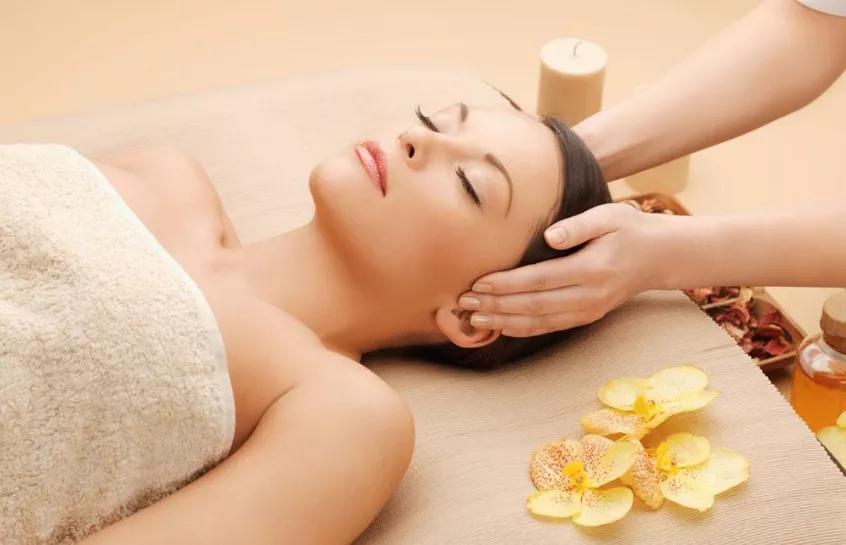 甲状腺脚底按摩手法图解,按摩甲状腺结节的穴位图