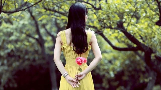 二十八岁的我为五十二岁的他生了两个儿子，每天都生活在焦虑中