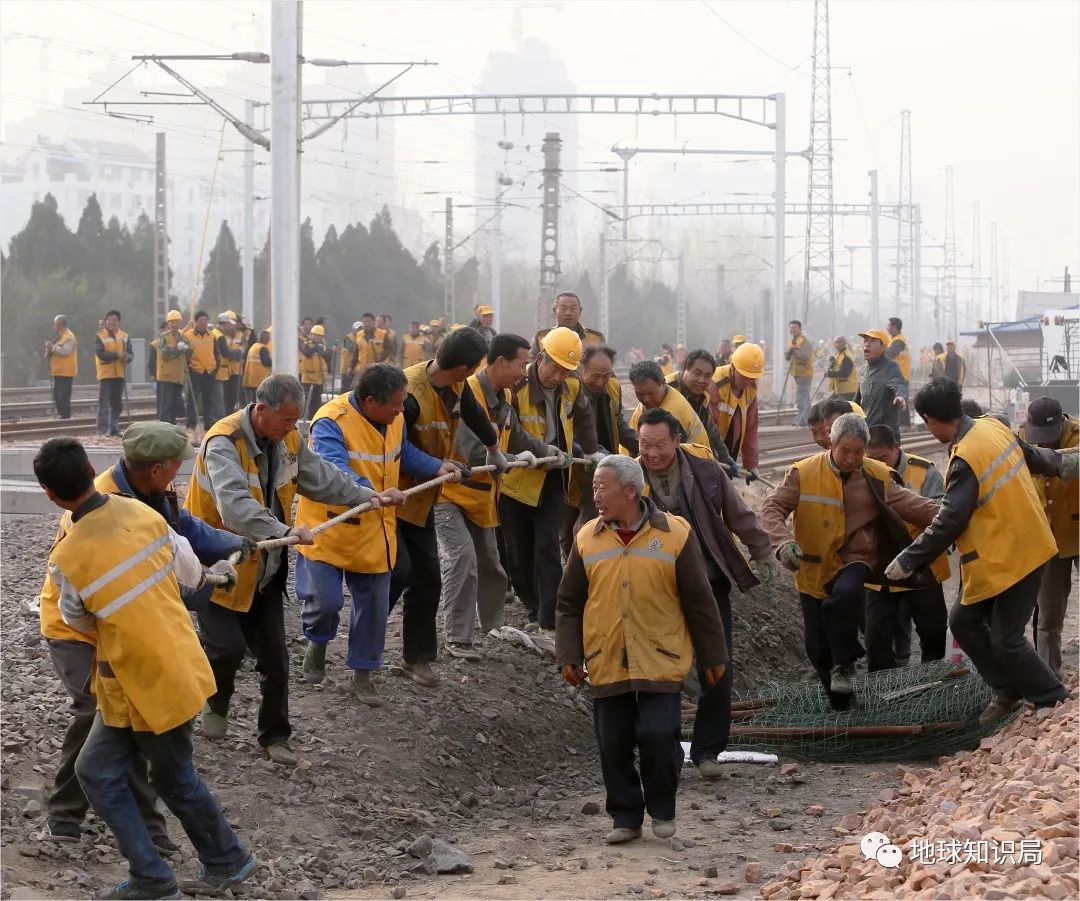 为什么河南高铁最密集,河南高铁为什么全国第一