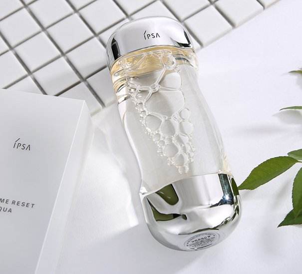 敏感肌不适合用什么成分的护肤品,敏感肌选择护肤品应该注意什么