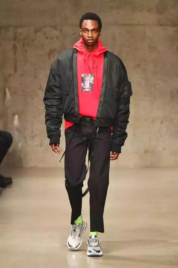 女生怎么看待男生穿李宁,经常穿李宁的女生性格