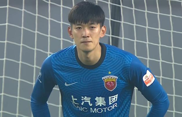 国脚失误丢球,前国脚2场3次失误丢球国家队