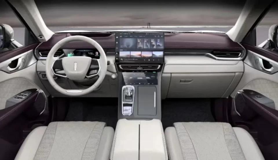 试驾摩卡视频,燃油版摩卡测评