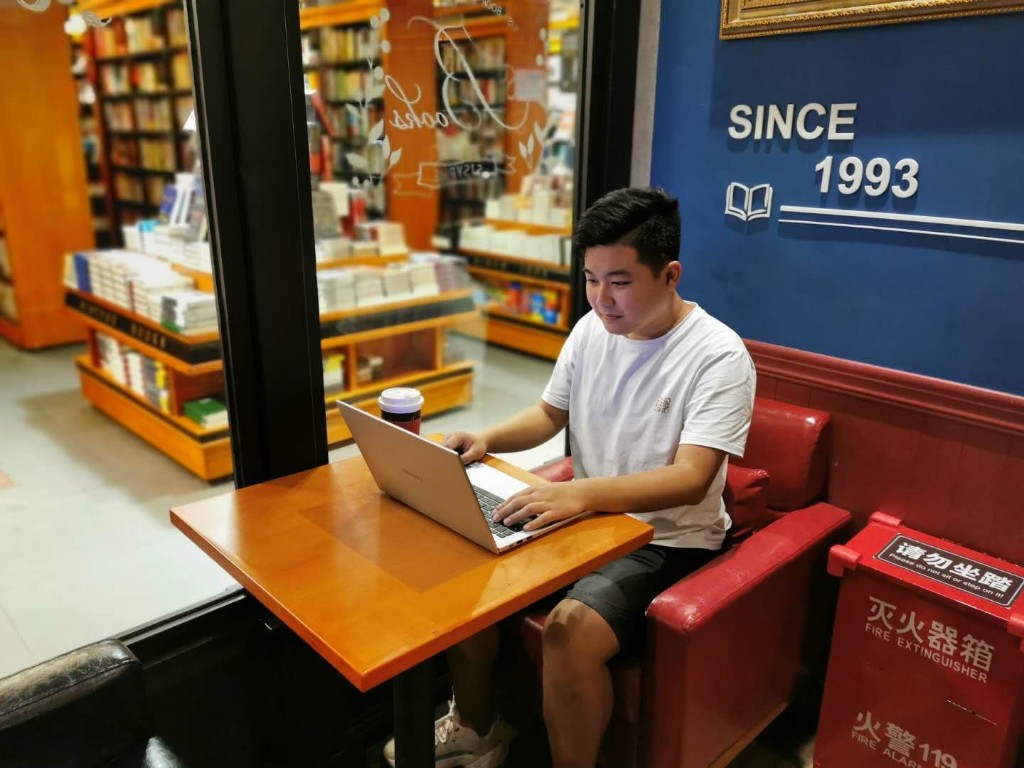 初中毕业读技校读什么好,初中毕业读技校还是高中学校好