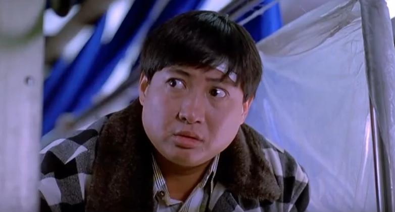 元彪洪金宝铁三角电影,成龙元彪洪金宝铁三角唱歌