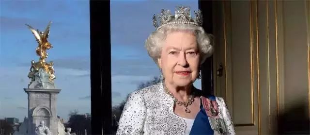 圣诞快乐的英文happychristmas,圣诞快乐可以写happy吗