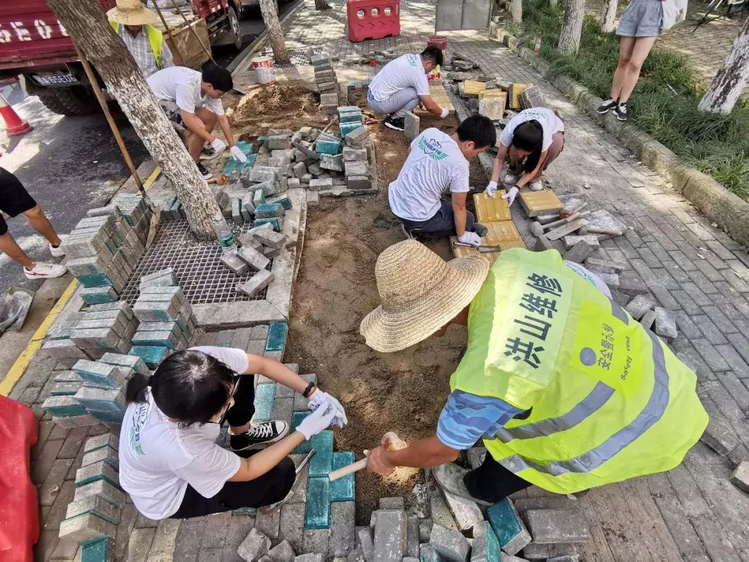 武汉大学生7天深度体验城管生活，结束后他们这样说……