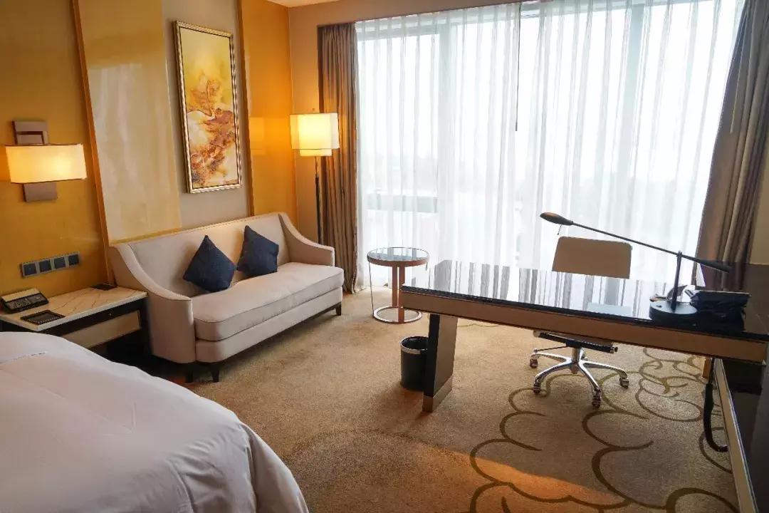 武汉世茂希尔顿酒店价格,思远说出的话