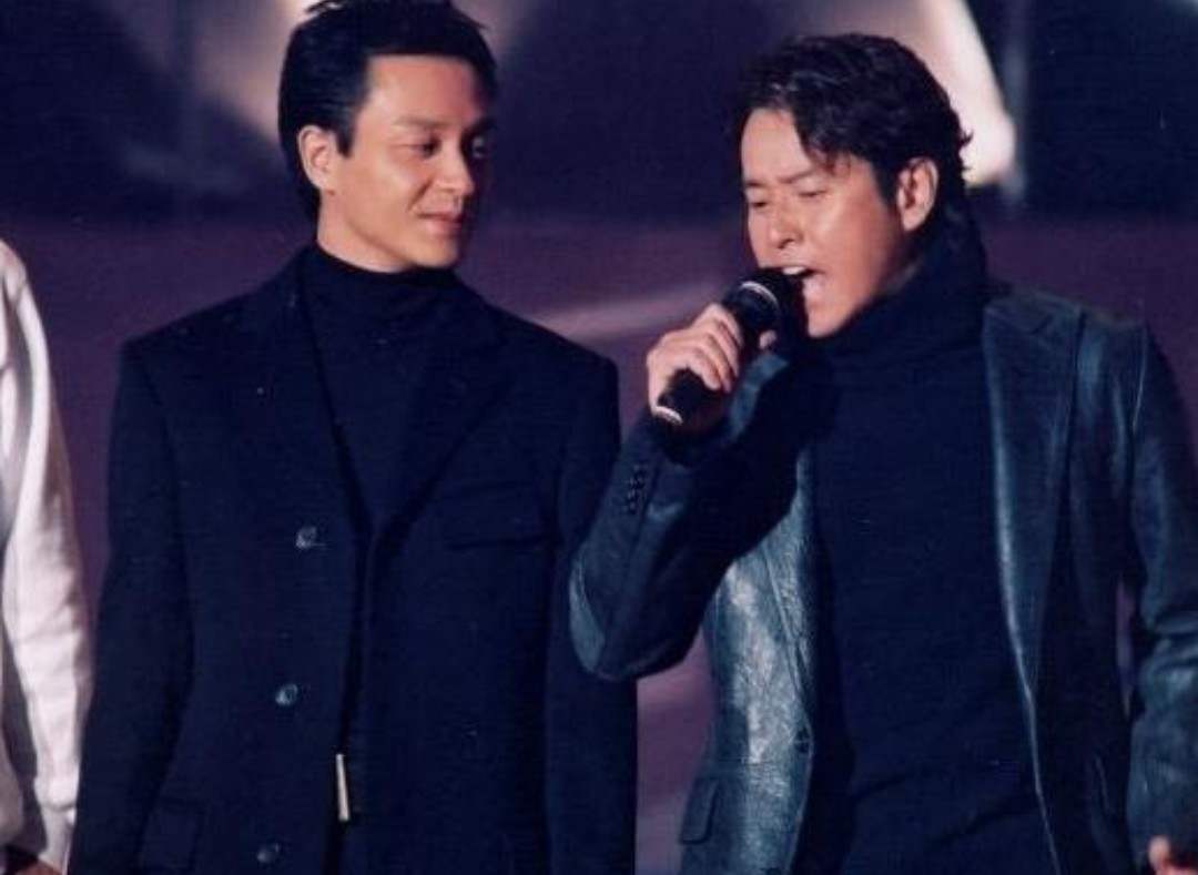 谭咏麟十首经典歌曲现场版,谭咏麟第一次唱的一首歌