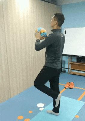 锻炼踝关节的正确方法图片,分享三个脚踝训练的方法