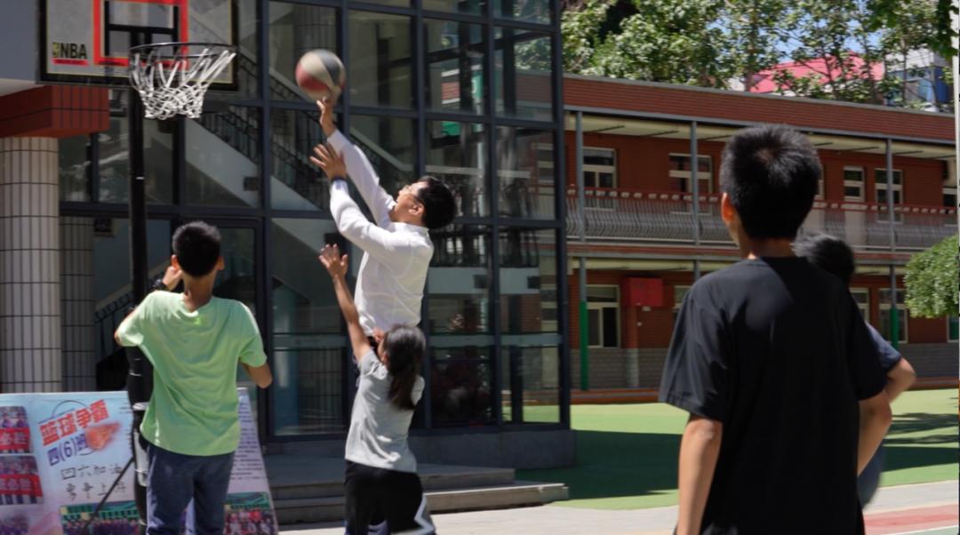 新闻周刊丨体育课数学老师教?当体育成为新“课时”以体育人如何破题?