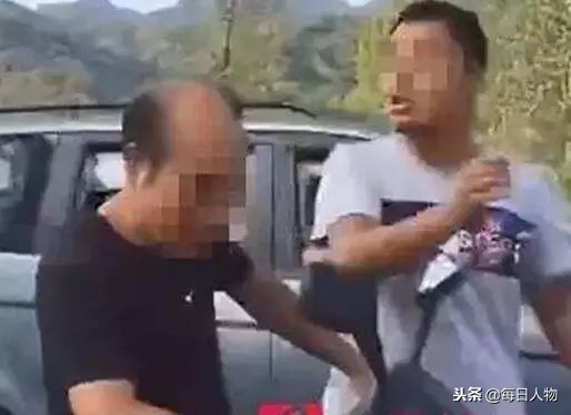 12岁男孩弑母案女孩讲述杀母过程,12岁男孩杀女童后续