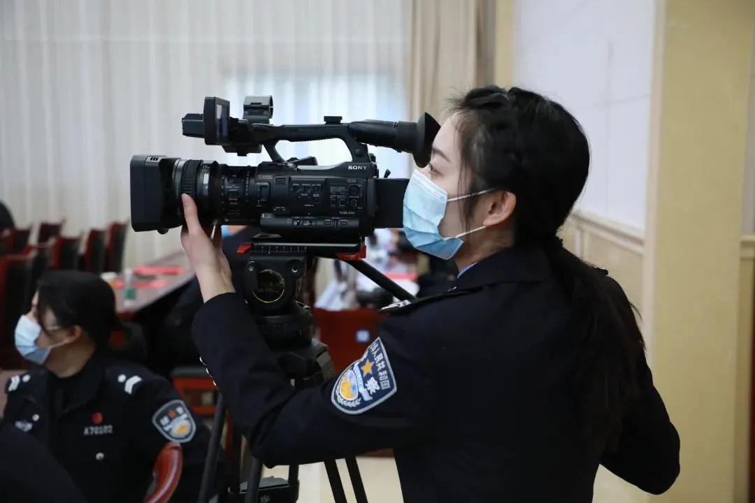 当一个基层警察的感受,采访社区民警的感悟和收获