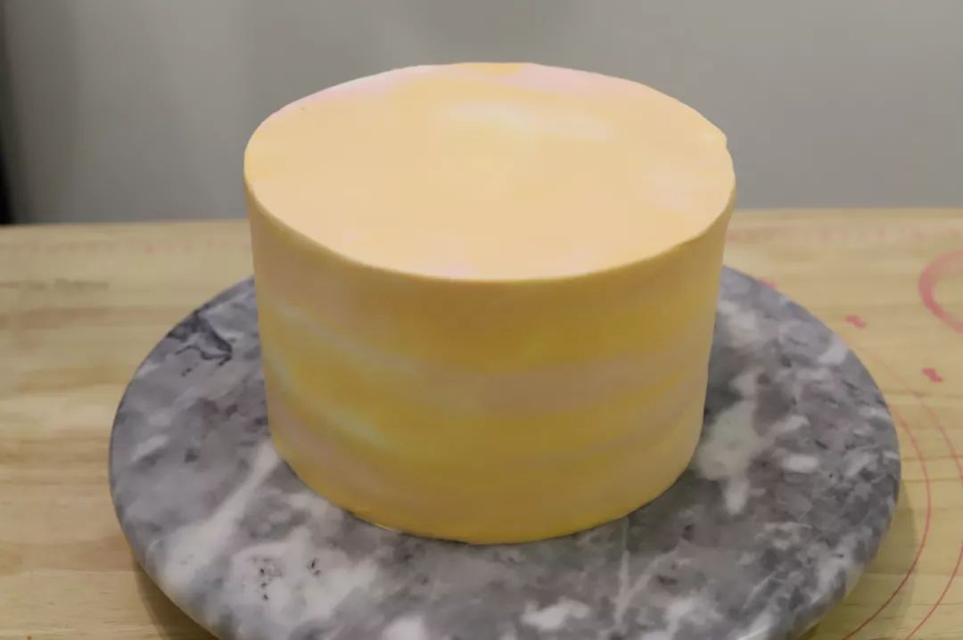 生日蛋糕简单不用烤箱,又简单又漂亮不用烤箱的生日蛋糕