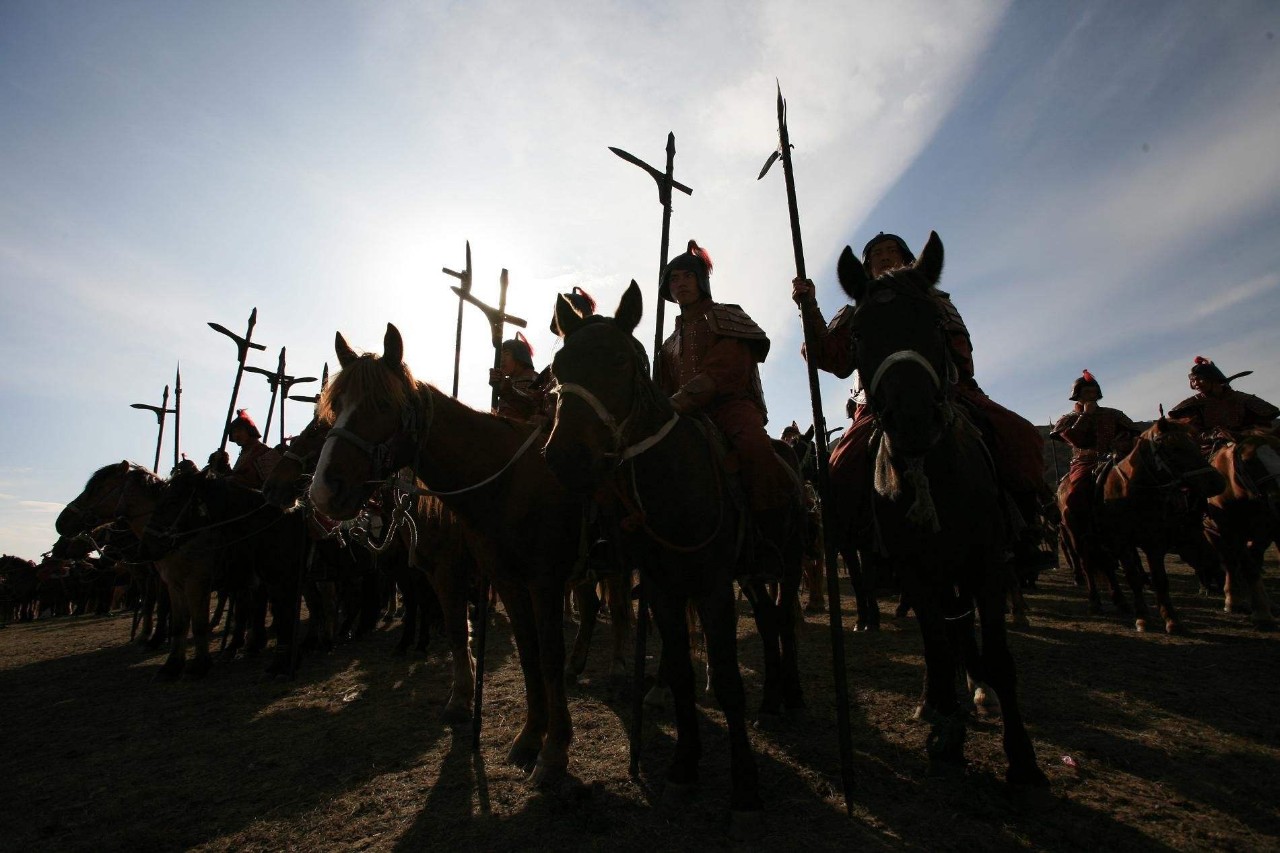 郑伯克段于鄢人物之间矛盾,郑伯克段于鄢的故事关系图