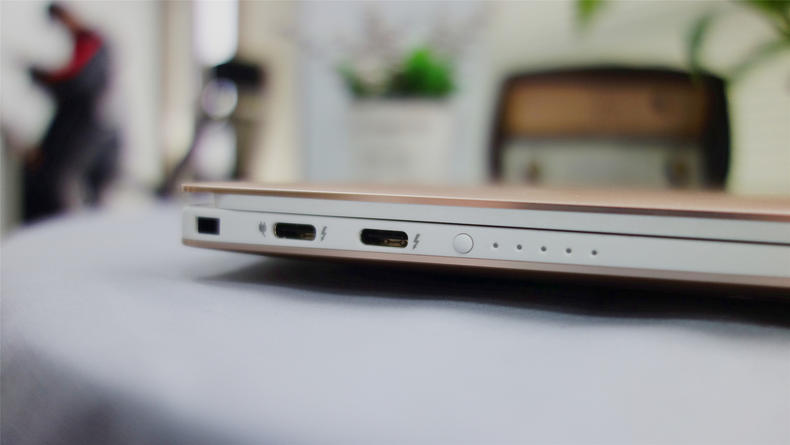 戴尔xps13超级本速度评测,更纤薄更便携新款戴尔xps13图赏