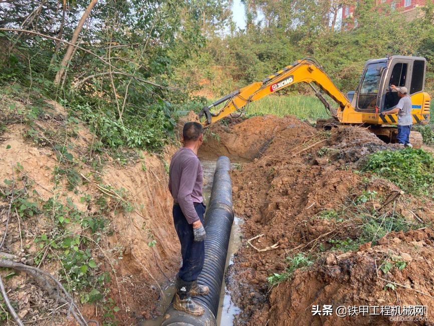 挖掘机速度快好吗,徐工挖掘机油耗对照表