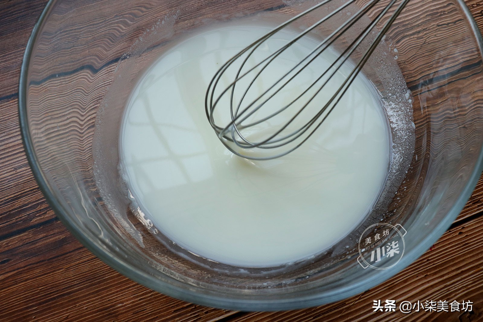 自己在家做蛋糕低成本,怎样自己在家做原价2999元的蛋糕