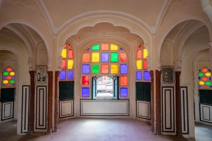 印度这座老城，房子都是粉色，去亚洲最豪华电影院只要几十元