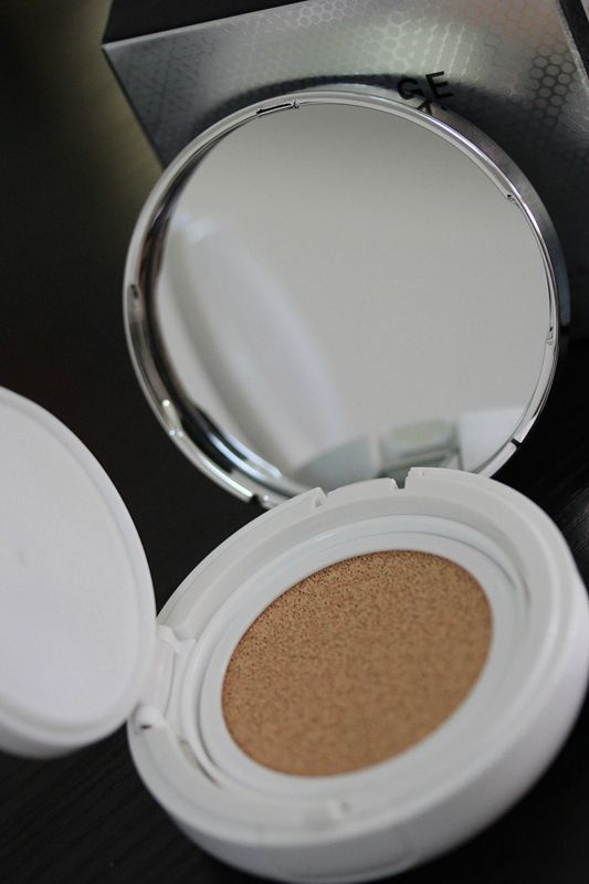 兰芝雪纱修颜气垫测评,兰芝雪润粉凝霜怎么样