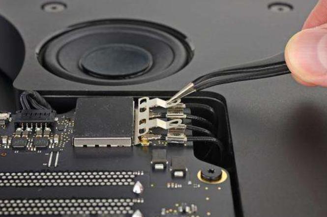 苹果t2芯片维修,苹果t2芯片降维打击第三方维修