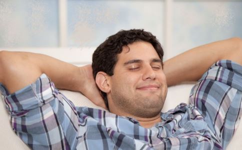 男人腰酸疼怎么回事怎么缓解,男人腰酸痛是咋回事