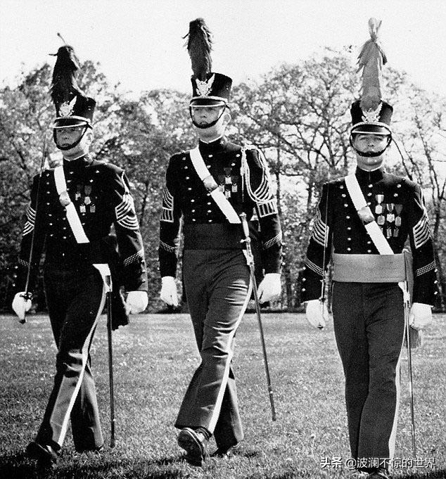 珍贵老照片100张图片,被大多数70后遗忘的珍贵老照片