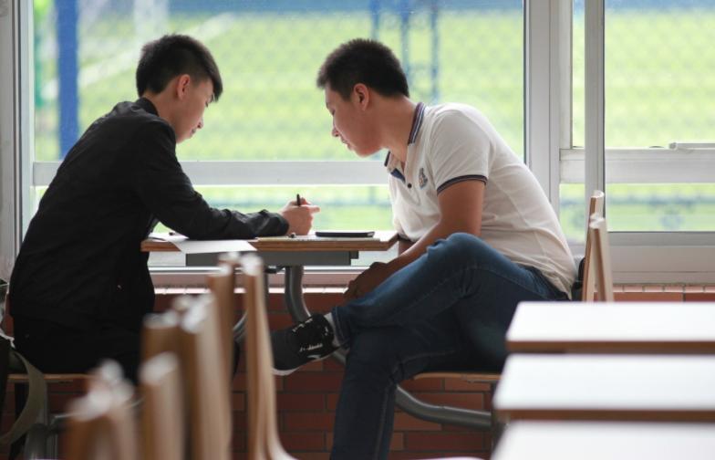 15岁身高定型了是怎么回事,男生身高发育什么时候结束