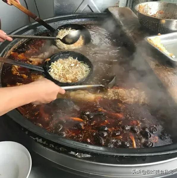 在国内最有知名度的牛肉汤配方,正宗大厨做的咖喱牛肉汤做法