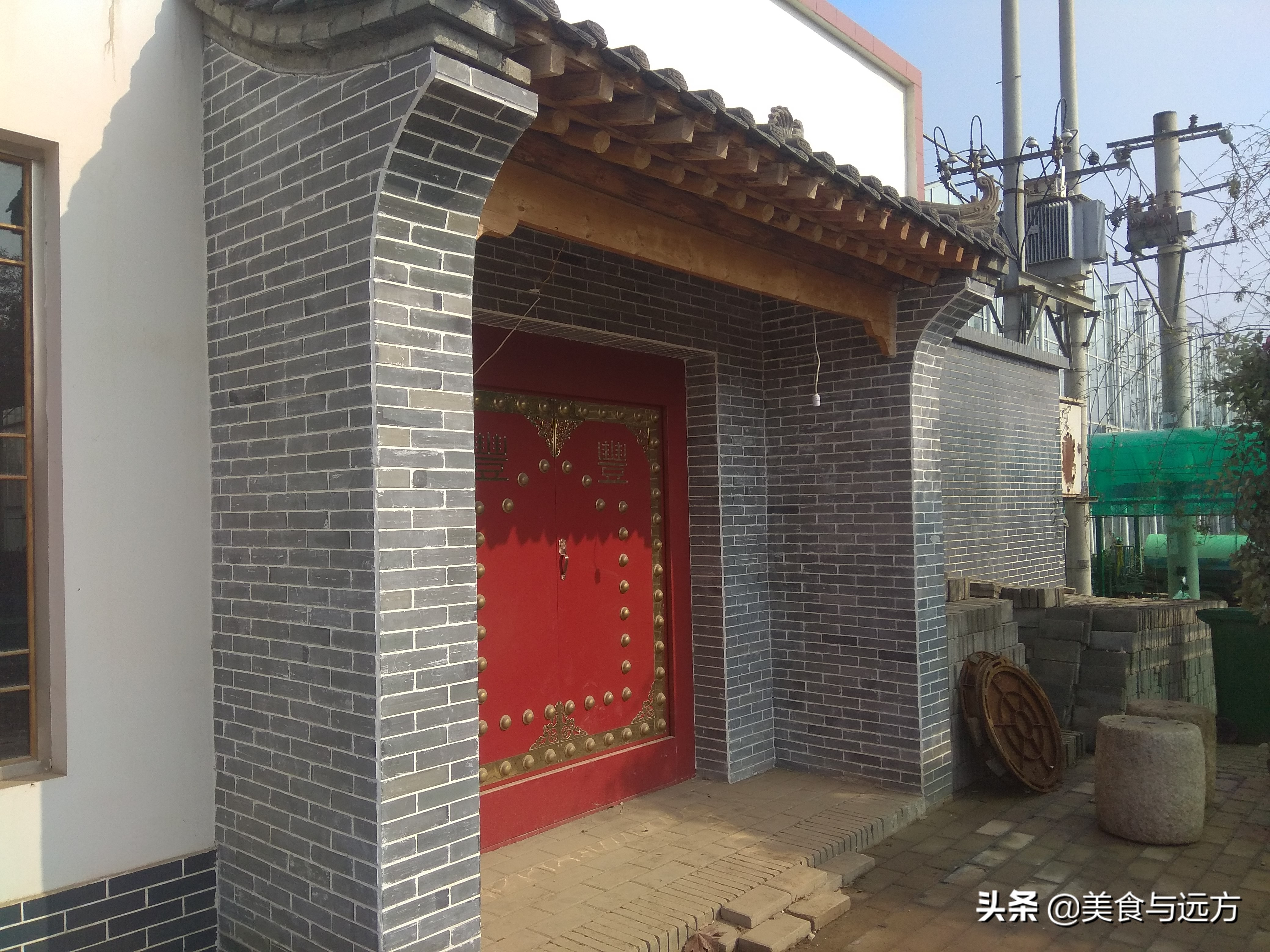 南横线上曾经有个盛农园，如今却是一片死气