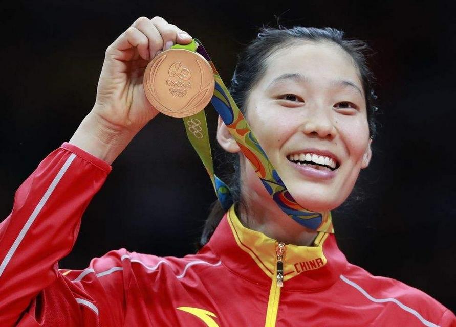 女排的绯闻男友,女排队长恋情照片