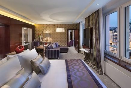 酒店标间是不是双床房,doubleroom是大床房吗