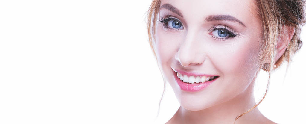 一旦出现这3种变化,十有八九是眼角纹,这三类人最好去查一下