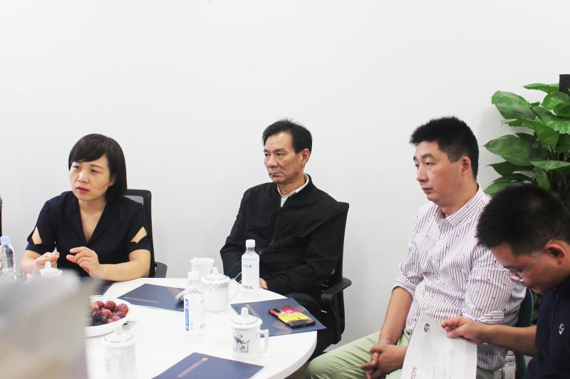 静松播报｜潜江市委常委王玉梅一行到访四川省湖北商会