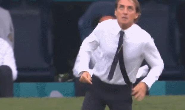 半生归来诗句,半生归来不忘初心