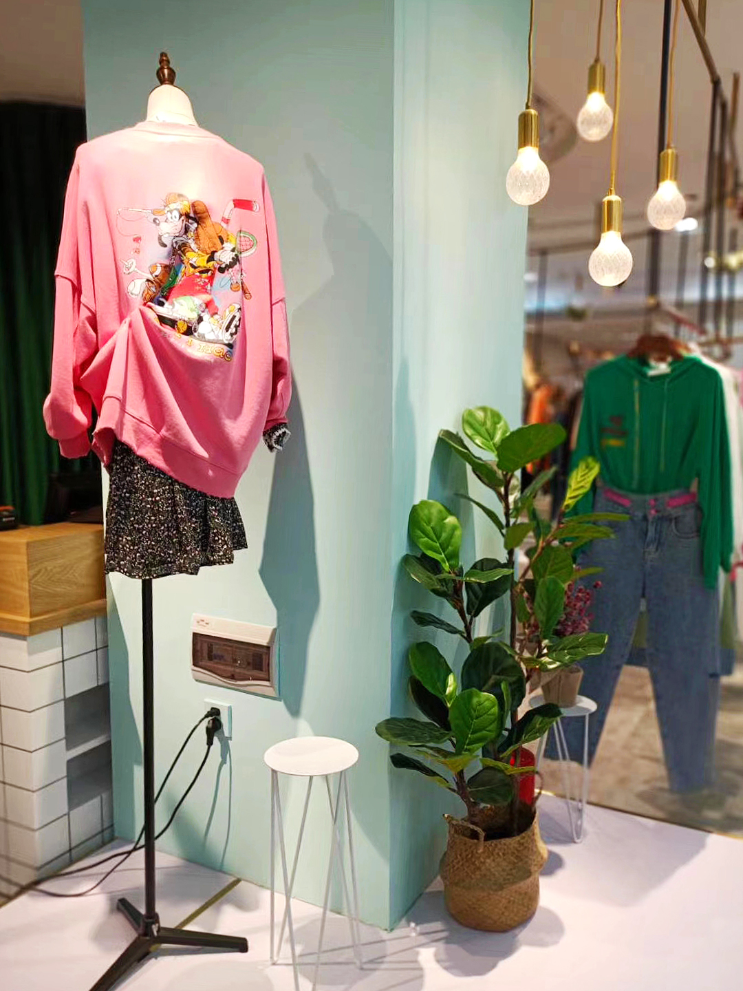 爱依服联营加盟电话,爱依服做不做加盟和联营