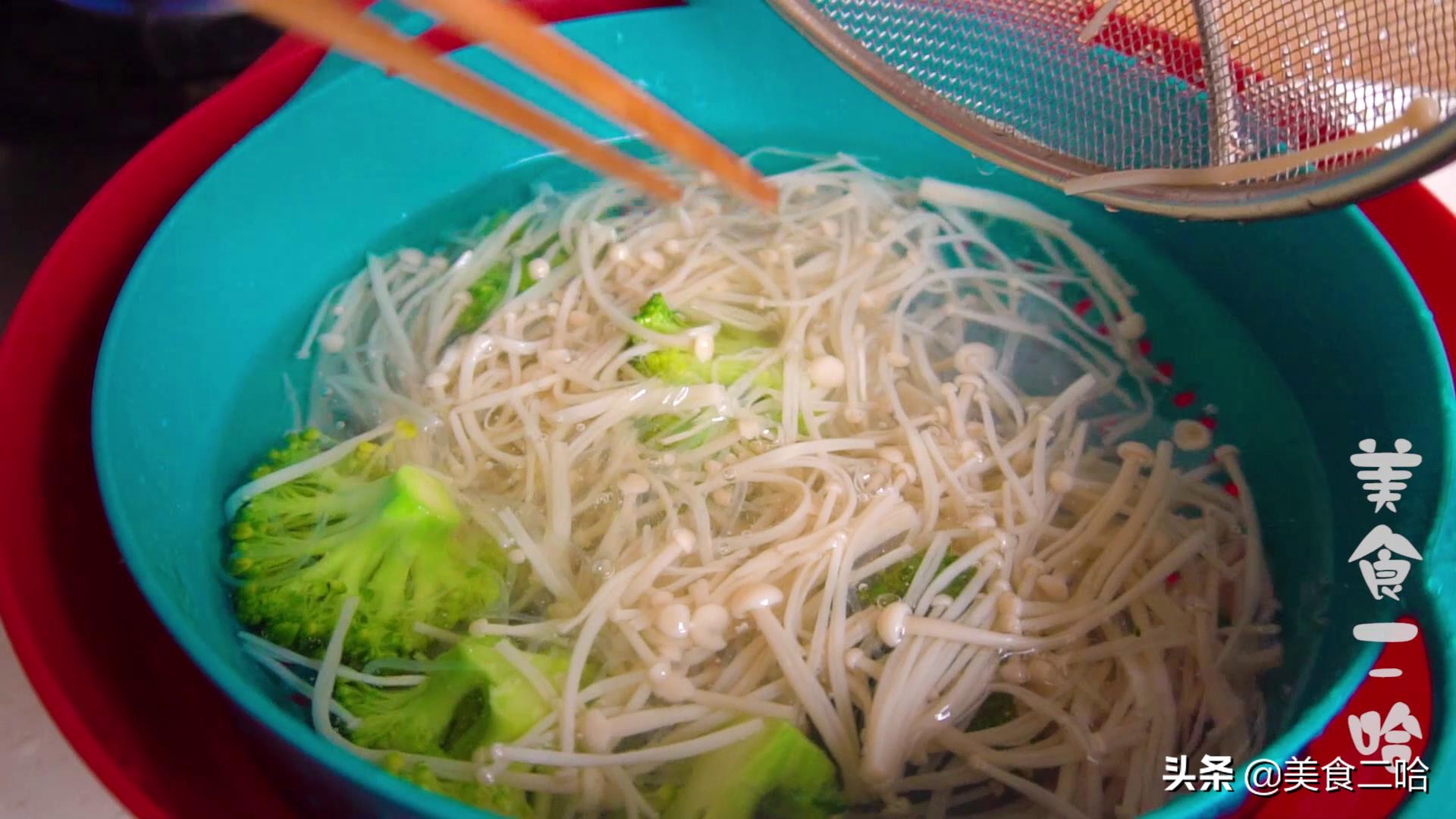 吃很多加辣加糖的麻辣拌,麻辣拌不辣怎么加辣