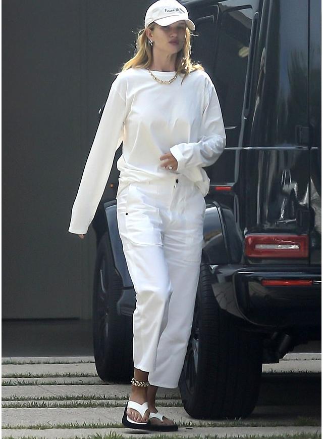 胯宽冬季穿什么裤子好看,150胯窄屁股小腿细适合穿什么裤子