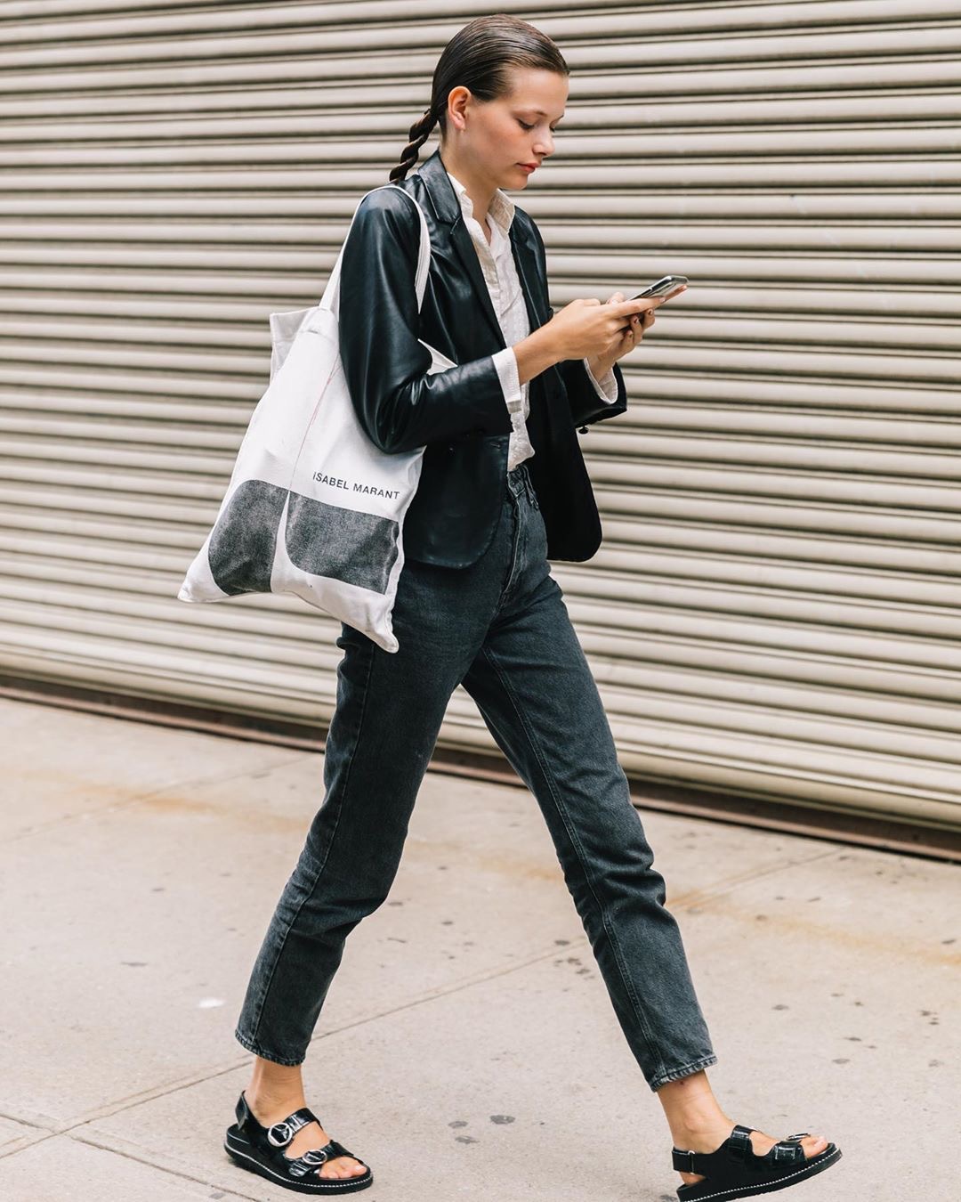 梨形腿短小个子穿什么样裤子显瘦,小个子穿什么收腿裤好看