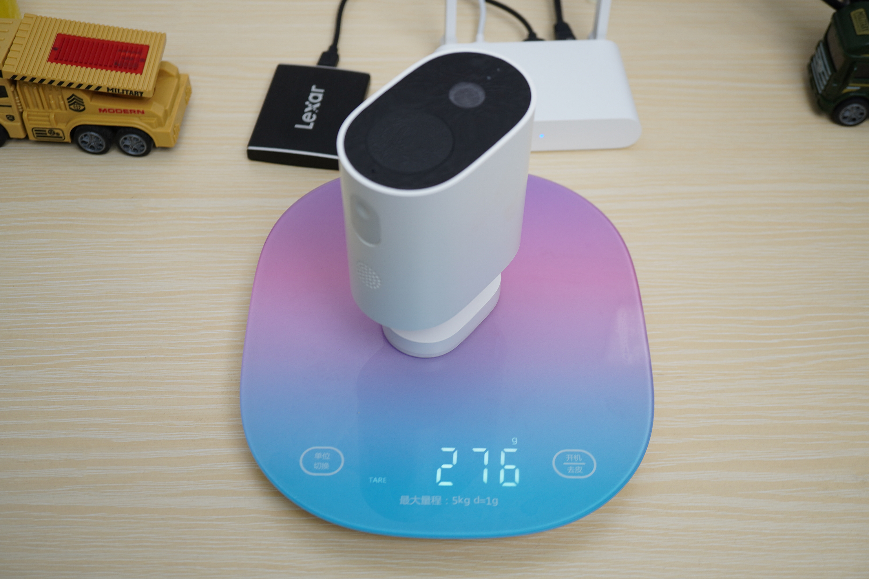 小米墙挂式监控摄像头,1台监控摄像头连接二台录像机