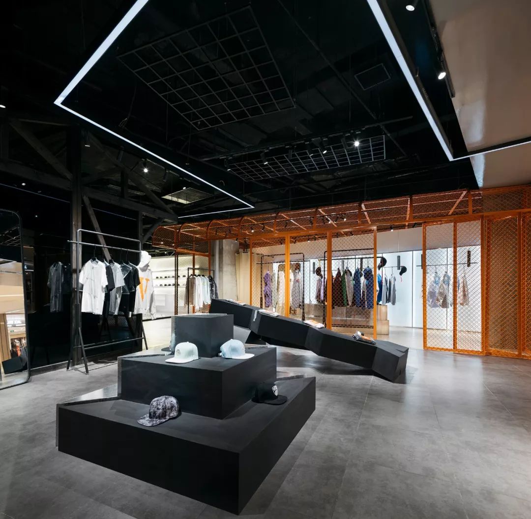 哦！卖！嘎！如果服装店都这样设计，这个世界还能有淘宝？