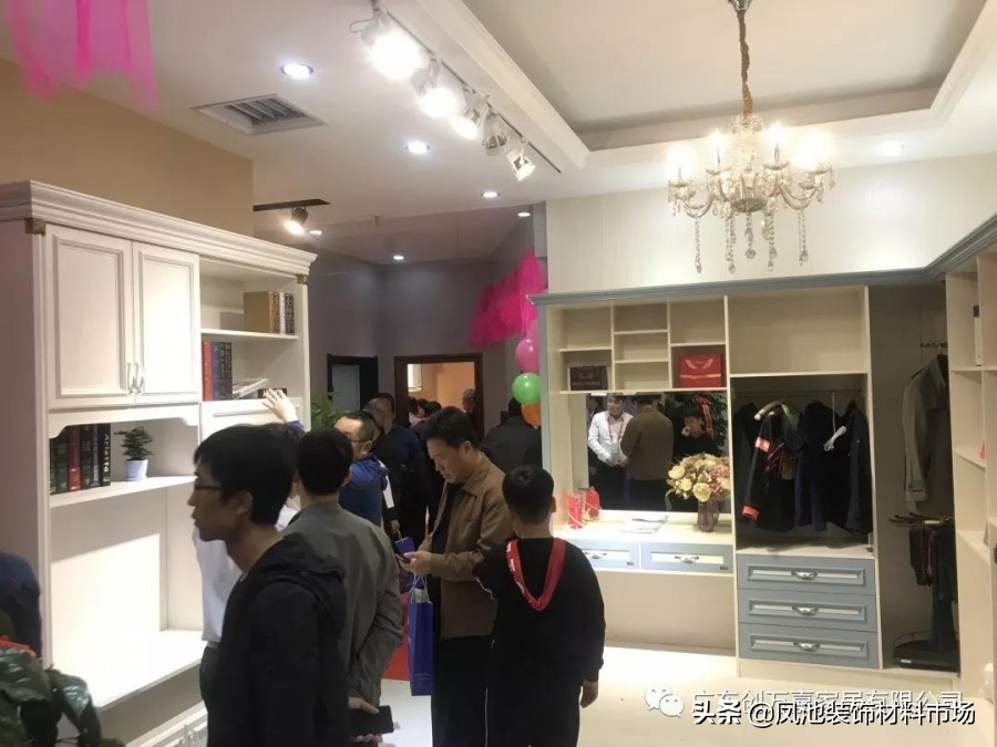 五湖四海客商齐聚见证创万嘉山西大同市郭氏全铝家居体验店开业