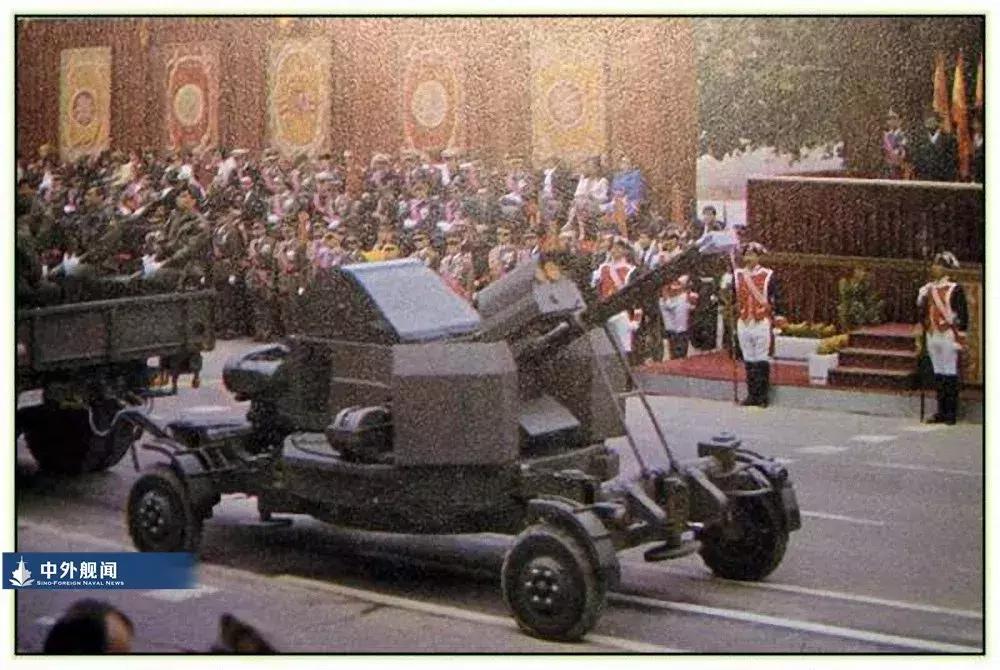 排卡专用炮枪,现代连发霰弹枪