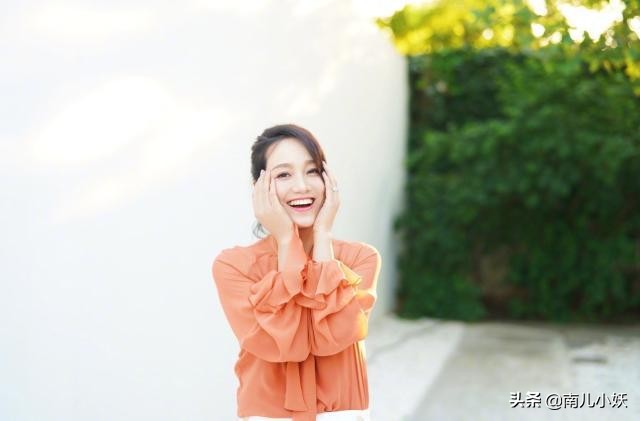 朱丹白色短衫搭配,朱丹秋冬穿衣搭配