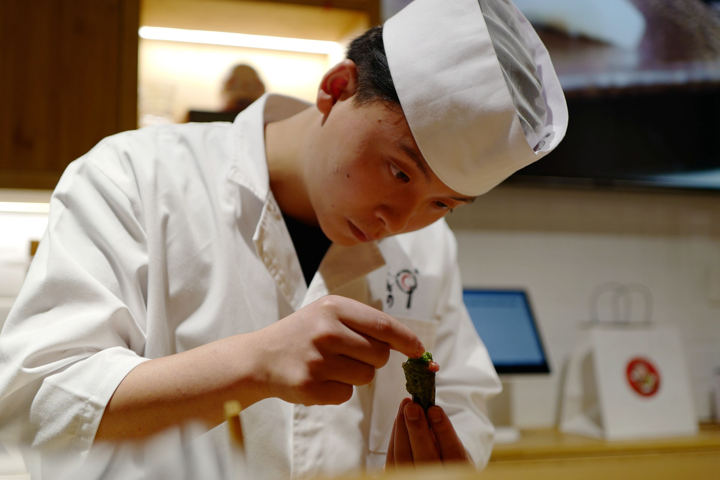 发现一家很好吃的寿司店,一家寿司店