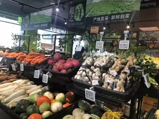 300平米门店日销11万，升级改造后的超市发蓝润店有何不一样？